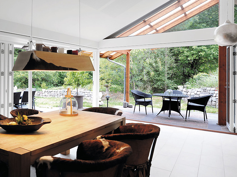 Internal bi-fold doors in a dining room